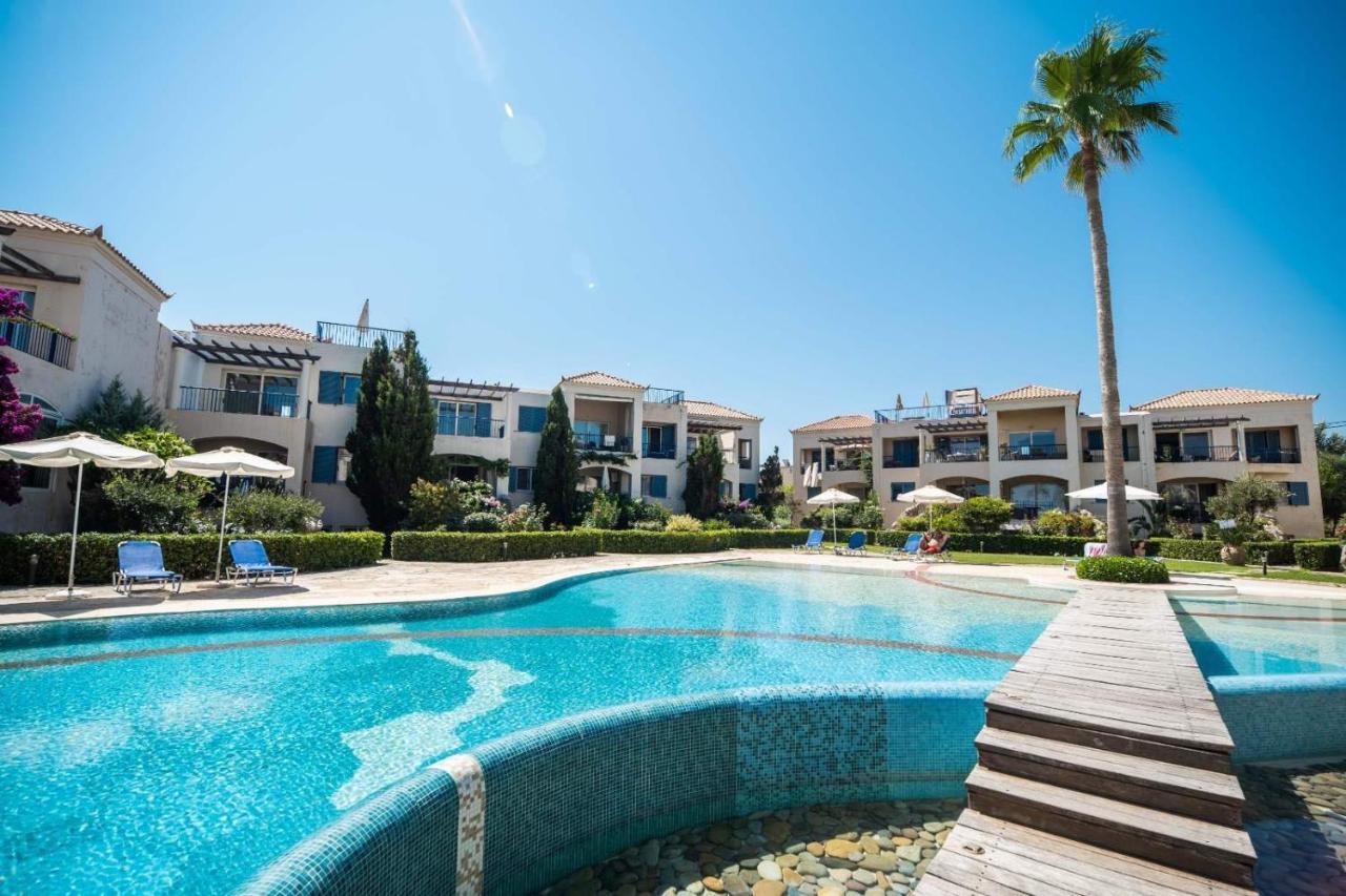 Villa Rodo Pirgos Psilonerou Bagian luar foto