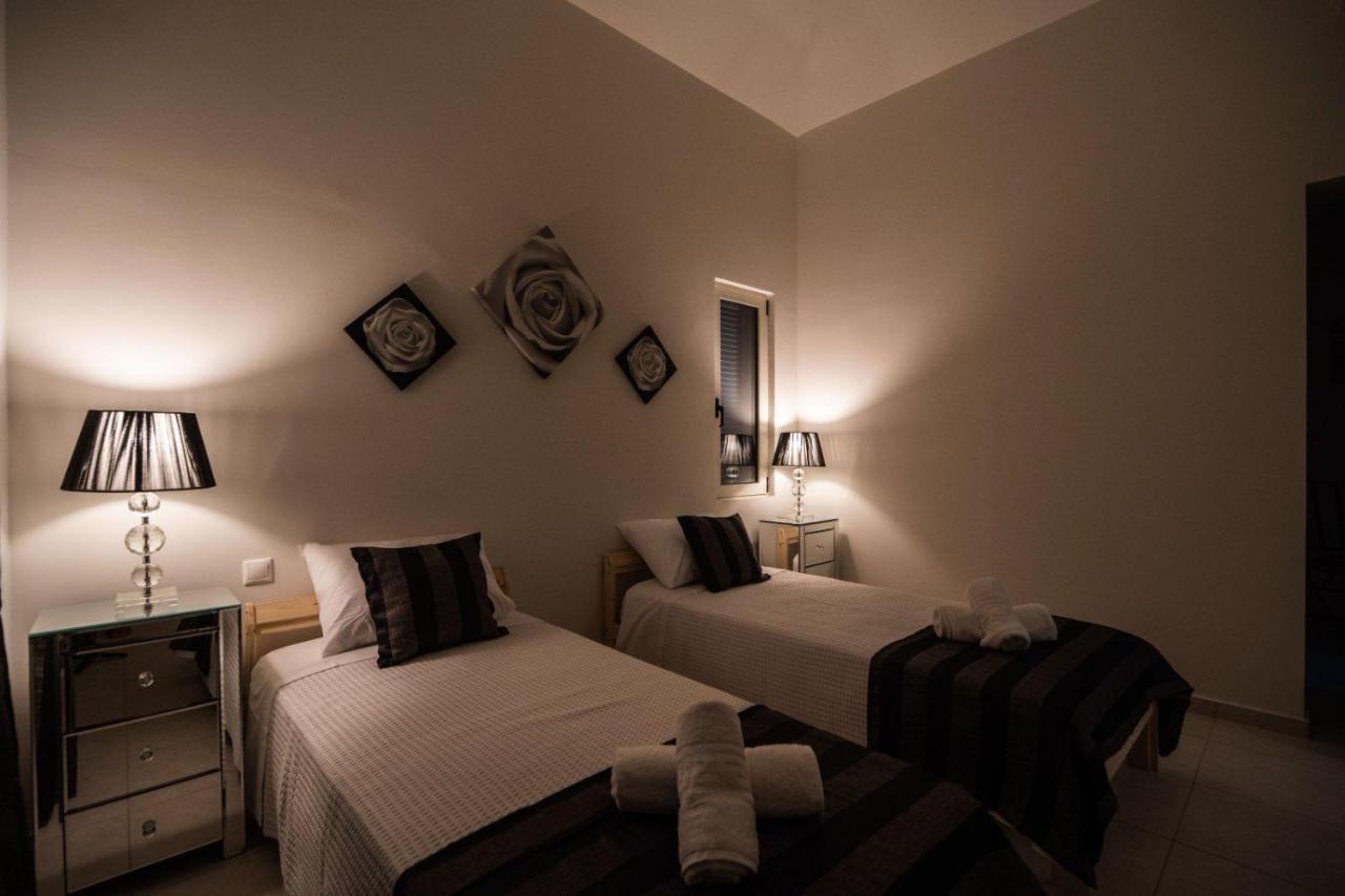 Villa Rodo Pirgos Psilonerou Bagian luar foto