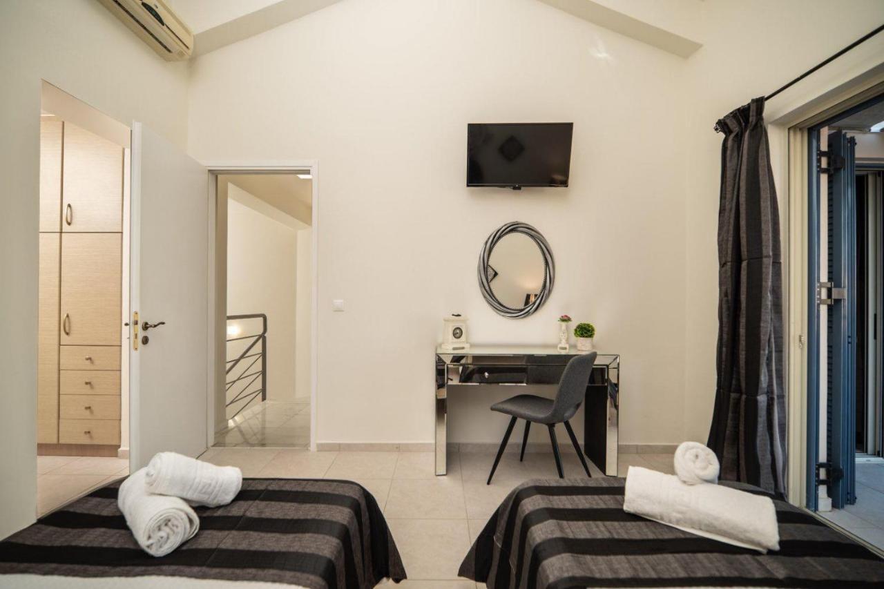 Villa Rodo Pirgos Psilonerou Bagian luar foto