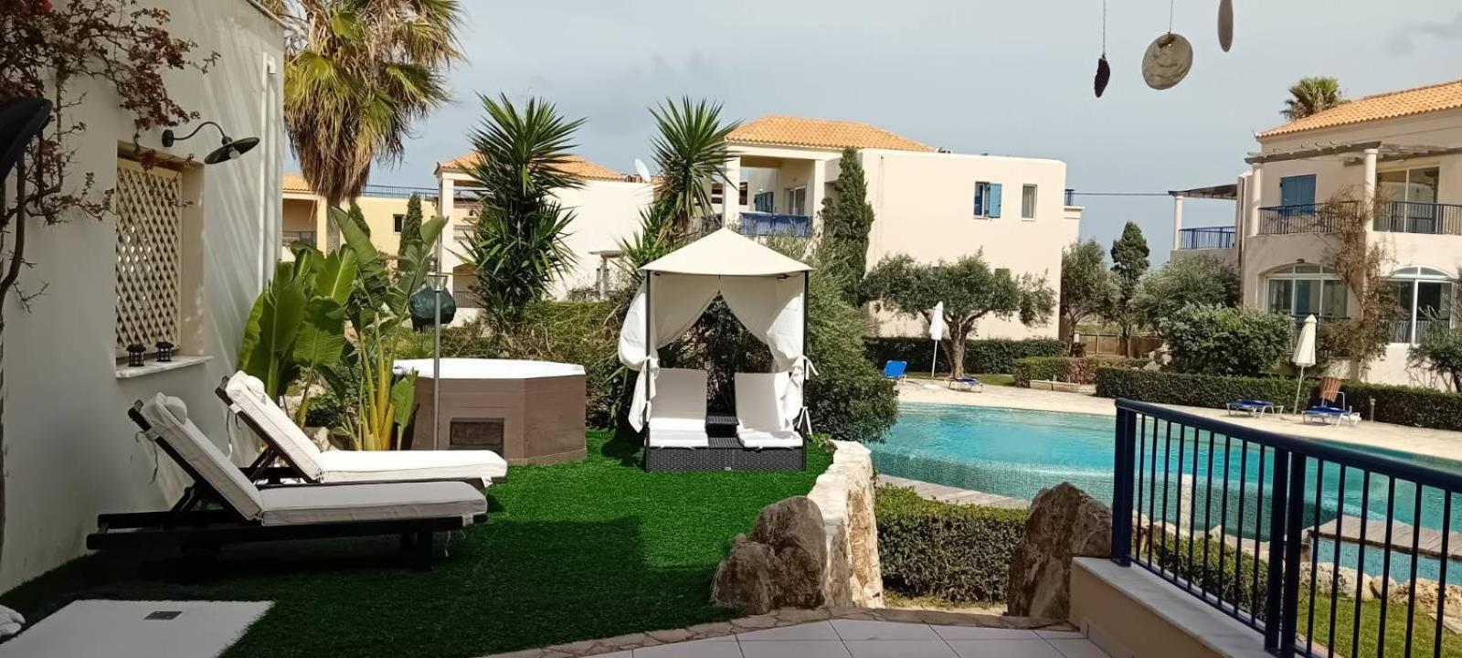 Villa Rodo Pirgos Psilonerou Ruang foto